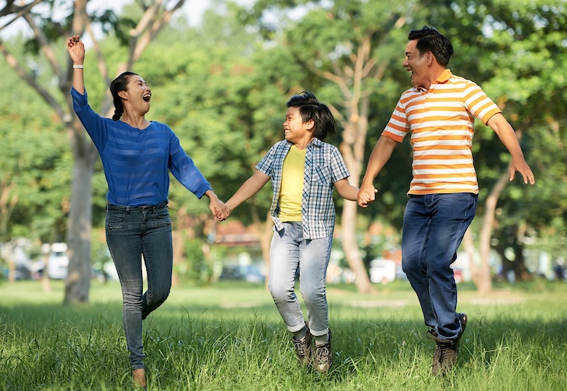 Parents who spend time with their children create strong attachment bonds that will last throughout their lifetime.