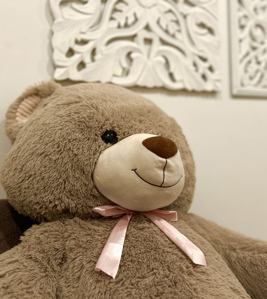 Big bear helps children feel safe and calm during play therapy.